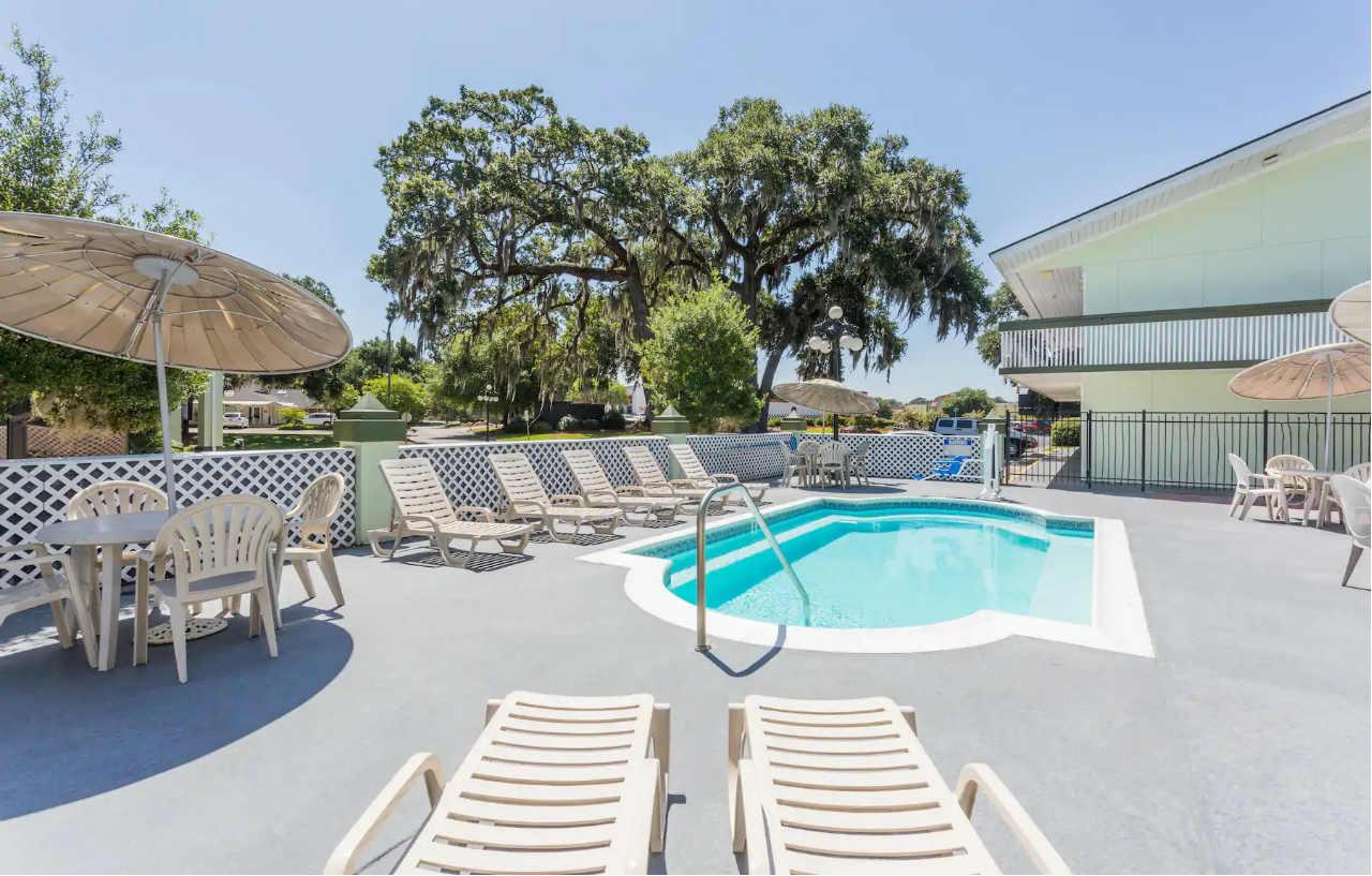 Red Roof Inn Savannah - Southside/Midtown Extérieur photo