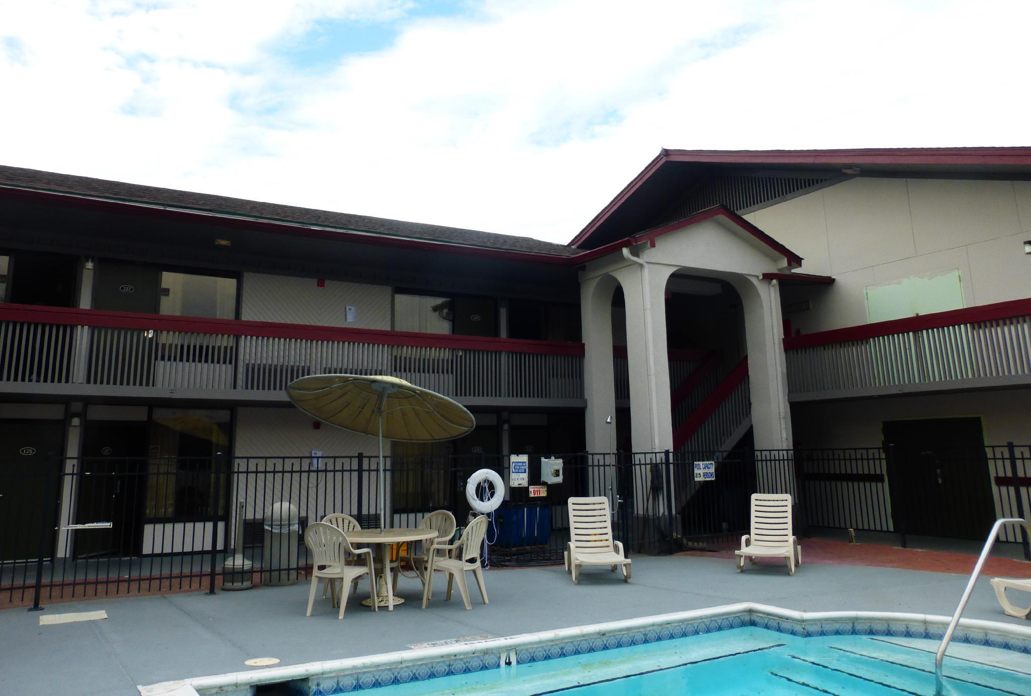 Red Roof Inn Savannah - Southside/Midtown Extérieur photo