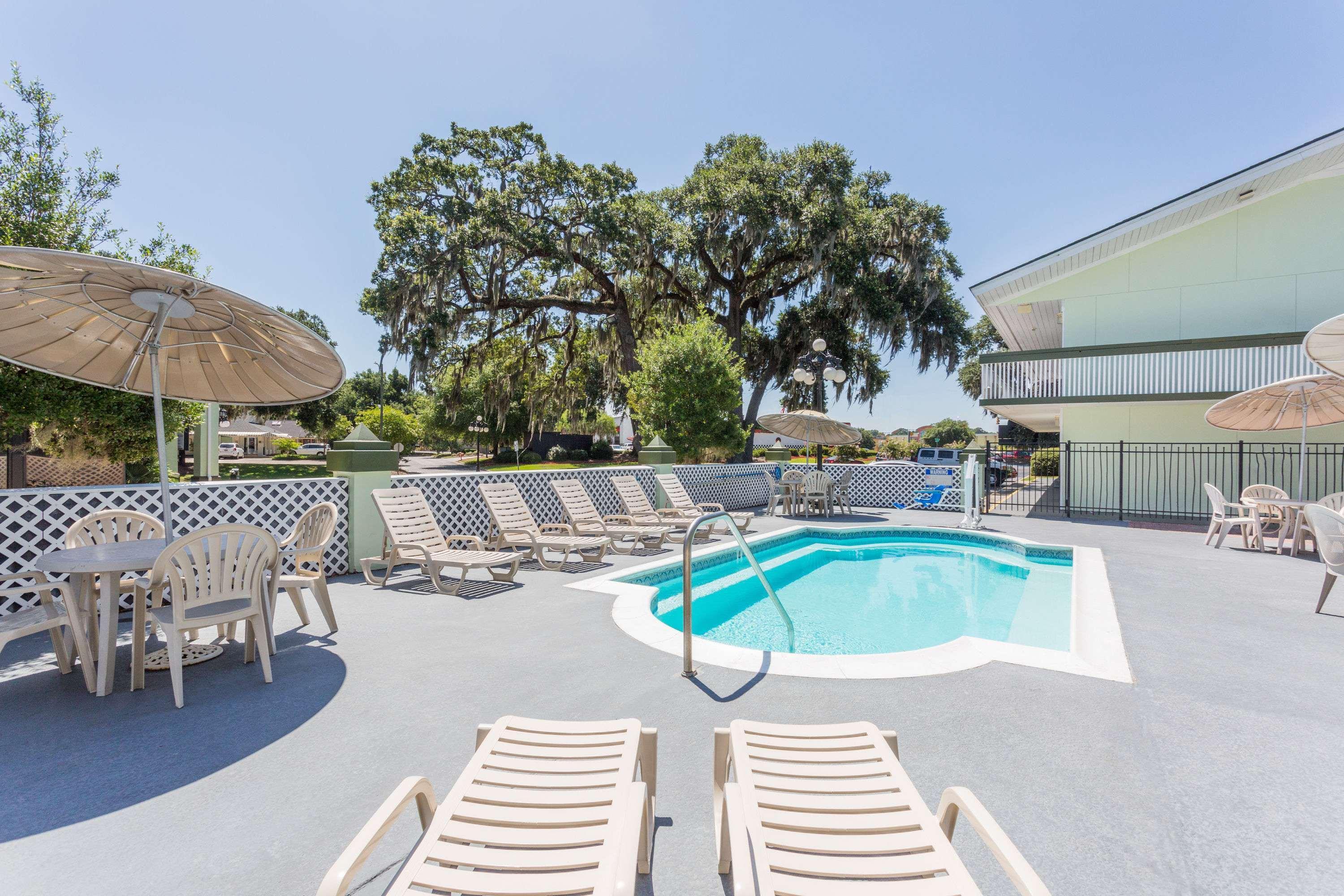 Red Roof Inn Savannah - Southside/Midtown Extérieur photo