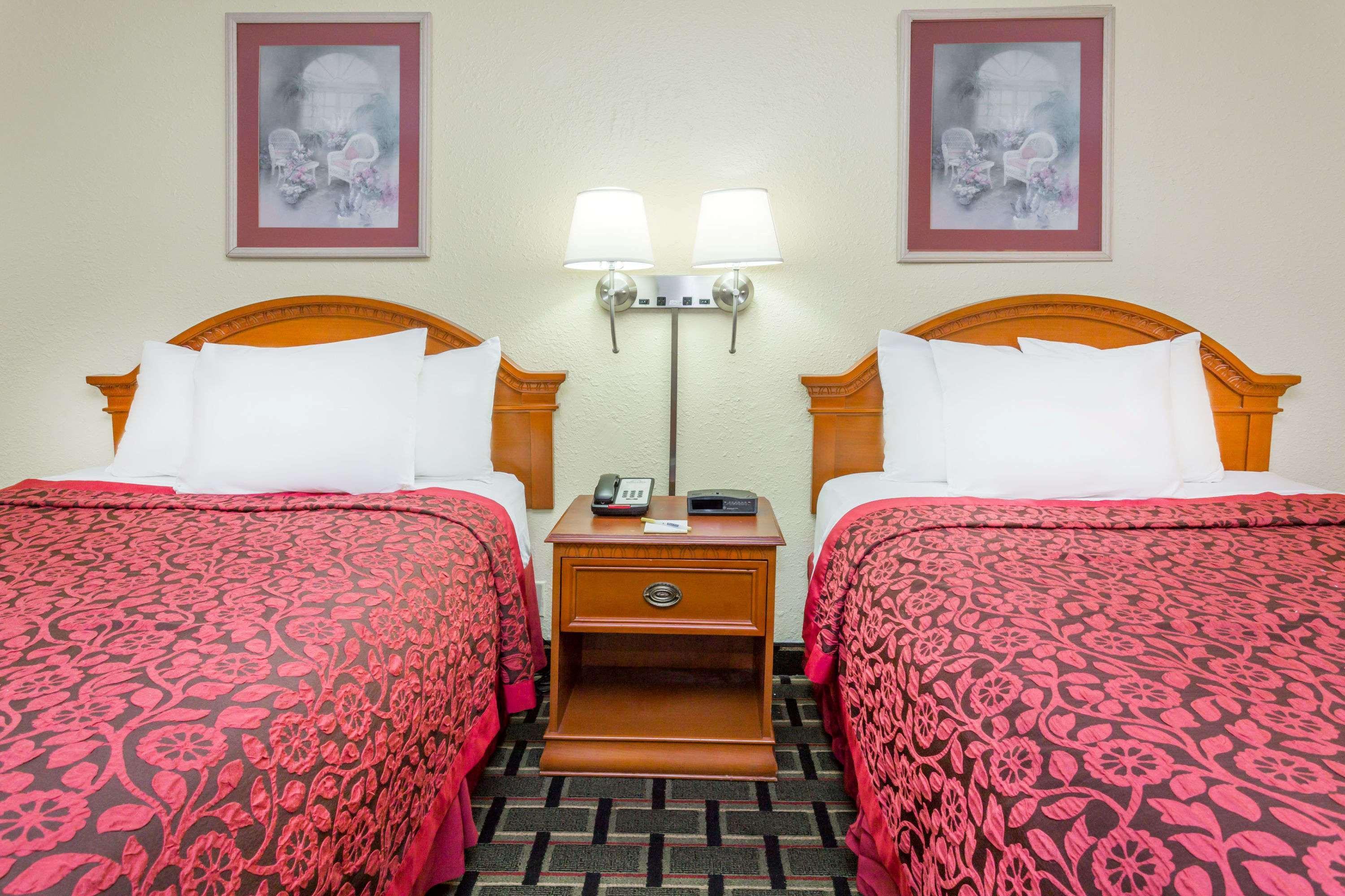 Red Roof Inn Savannah - Southside/Midtown Extérieur photo